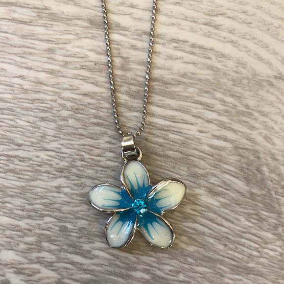 NWT Hawaiian Silver PLUMERIA Pendant Necklace - Picture 7 of 8